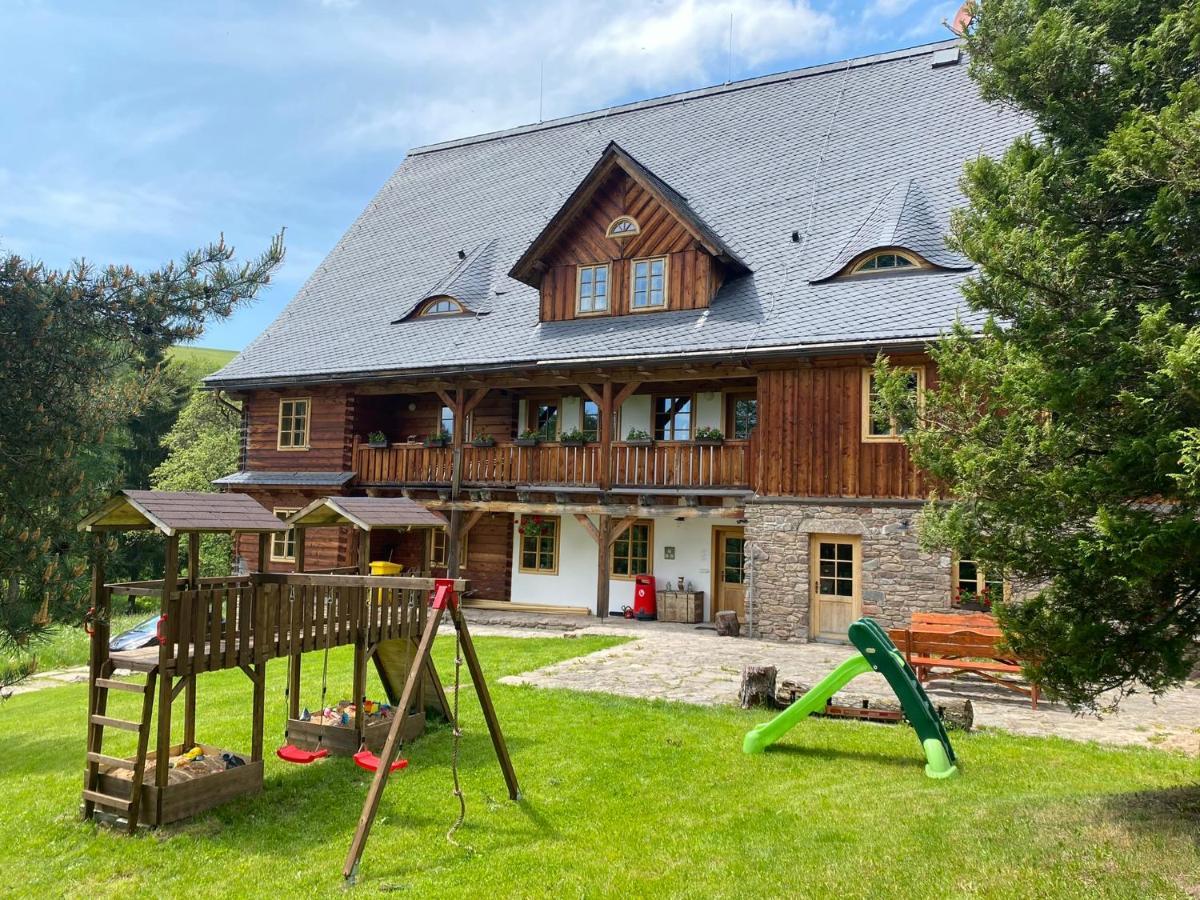 Bartosovice v Orlickych Horach Samota U Hadince酒店 外观 照片